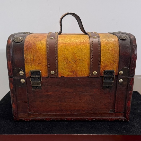 Vintage Style Brown and Yellow Decorative Trunk - Picture 3 of 9